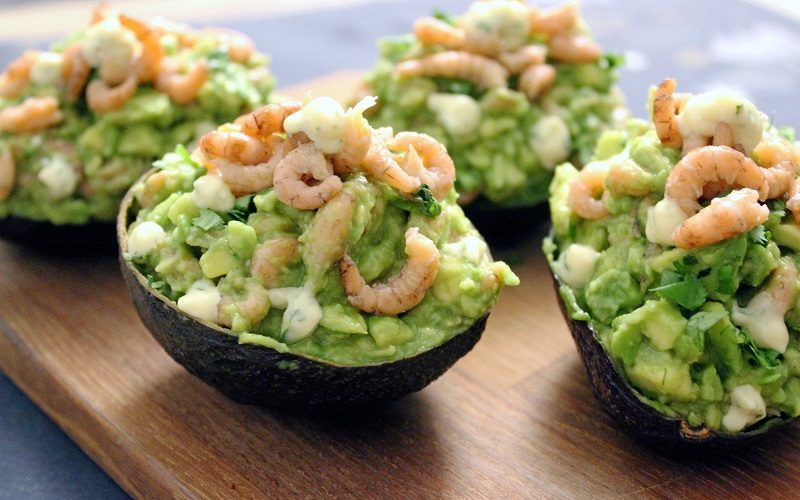 Hollandse garnalencocktail in avocado